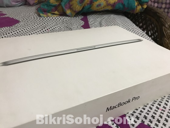 Apple Macbook Pro 15 inch retina display